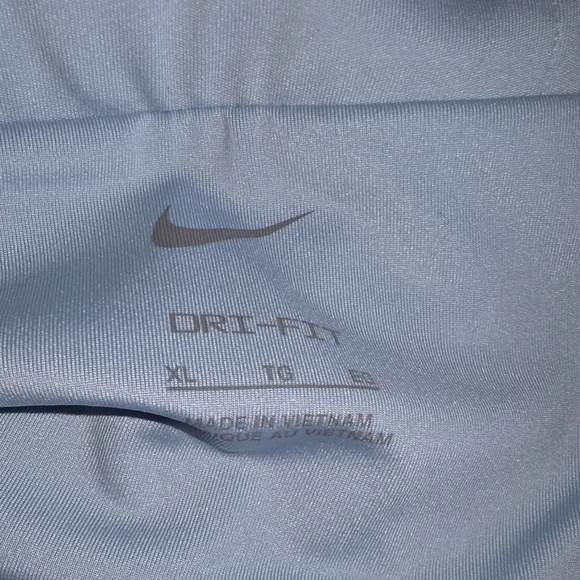 Nike Women's Light Blue Shorts XL (SHO11) - Picture 6 of 9